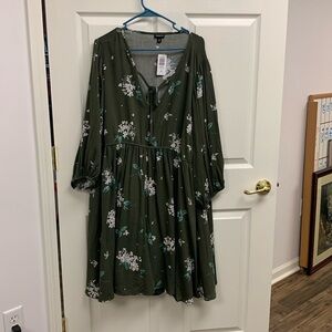 Plus size torrid dress NWT
